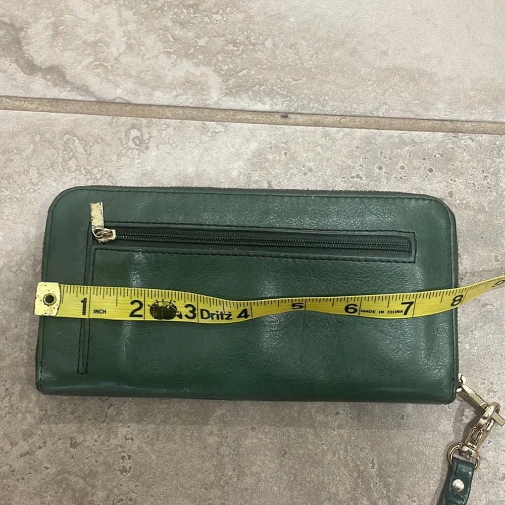 Fossil good preowned